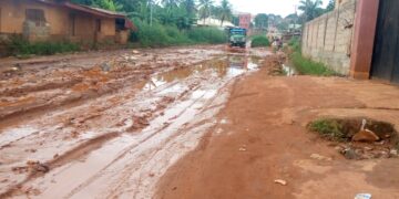 Awka Roads Have Collapsed, Can’t Wait Until Dry Season…  Residents Tell Gov Soludo