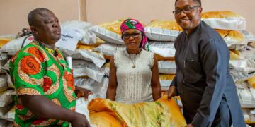 Emeka Offor foundation Distributes Bags Of Rice To 2000 Widows In Anambra