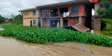 Flood Submerges Buildings, Kills One, Displaces 651,000 Persons In Anambra…NEMA