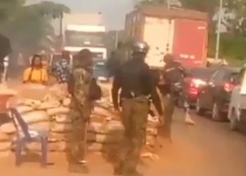 Anambra Dep. Gov. Wants Soldiers To Remove Obstructions To Ease Traffic