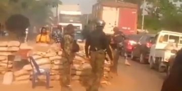 Anambra Dep. Gov. Wants Soldiers To Remove Obstructions To Ease Traffic