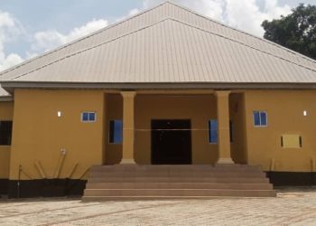 COOU VC Inaugurates General Studies Building