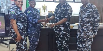 Anambra Policewoman Intercepts Suspected Stolen Armoured Cable, Gets N.25m from CP Adeoye