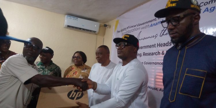Anambra Distributes Computers To LG HoDs For E-data Management