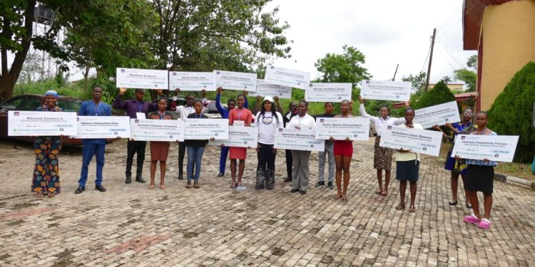 Foundation Offers Scholarships To 17 Indigent Undergraduates