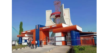 Zik Varsity Clinical Lecturers Commence Indefinite Strike, Shuts Down Medical School