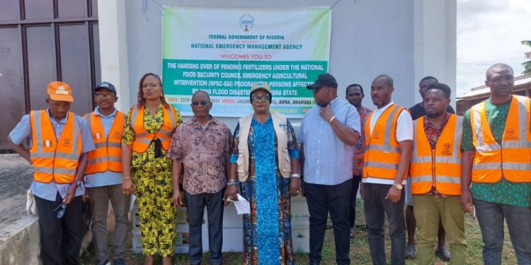 FG Delivers  Consignment Of Liquid  Fertilisers To Anambra  