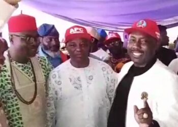 Anambra Poll: Gen. Isama joins Nicholas Ukachukwu’s Governorship Project